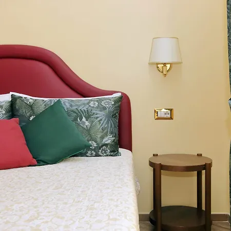 Fancy Vatican 4*